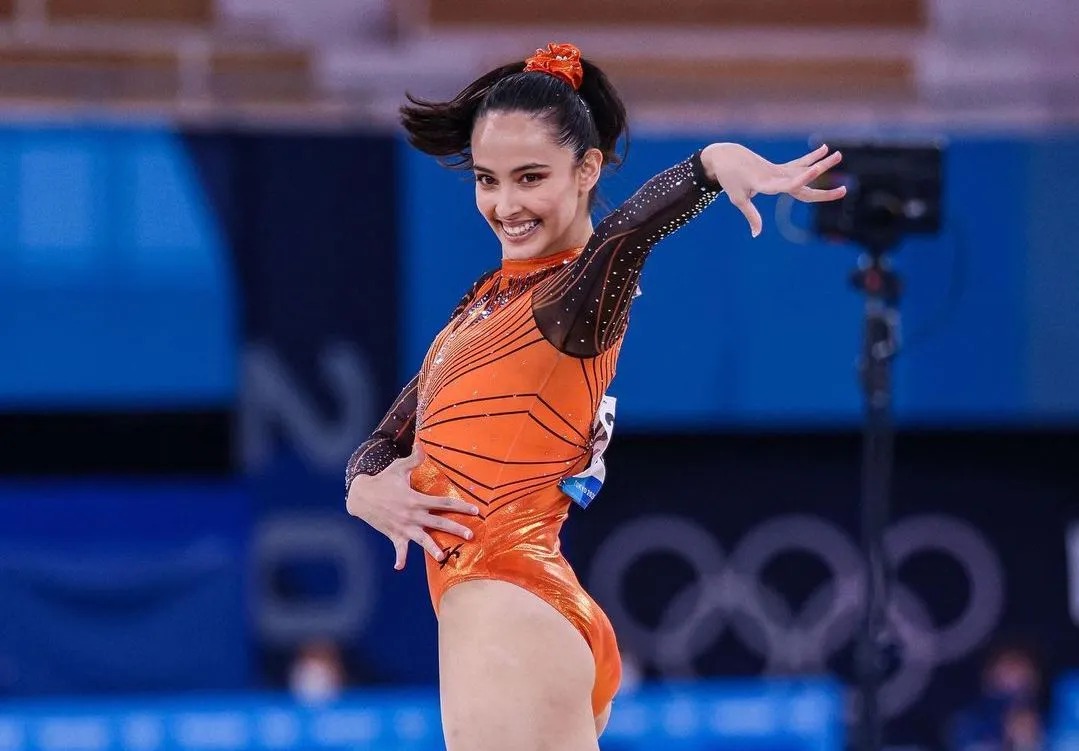 王建民凭借招牌沉球统治赛场，连两年夺下 19 胜，成为亚洲投手在美职的稳定代名词